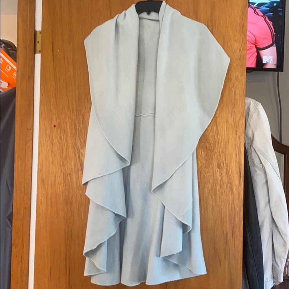 Woman’s Cardigan